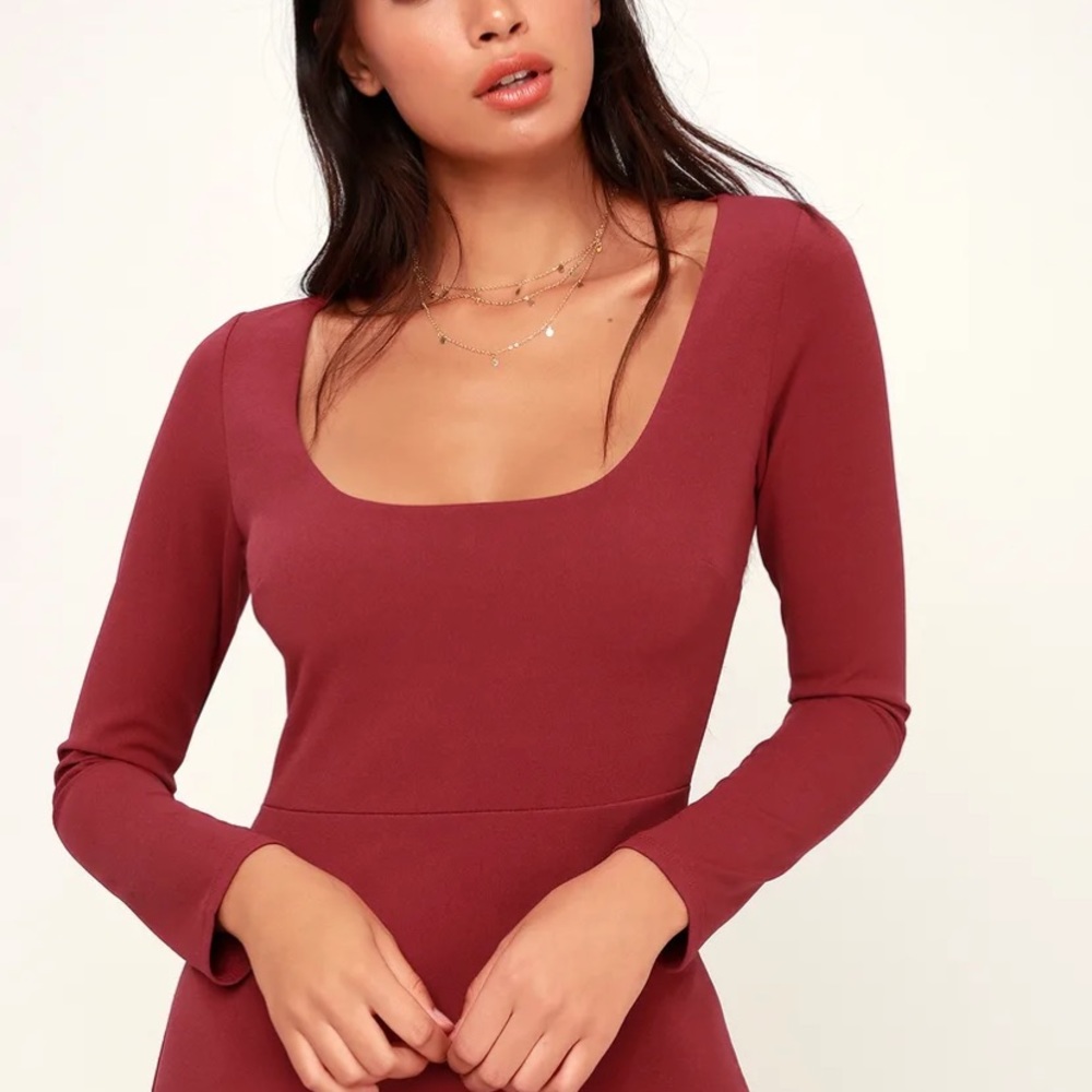NWT Lulu’s Dress Margot Ruffled Hem Long Sleeve Mini Dress Size Small Color Red - Picture 2 of 7